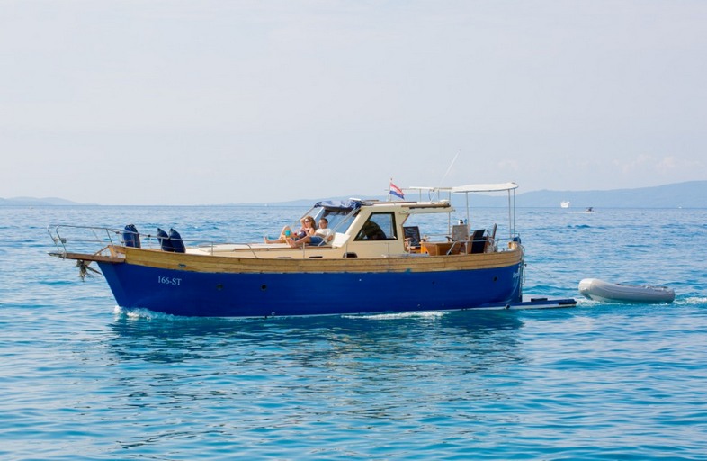 Commodore Yachting Vagabundo